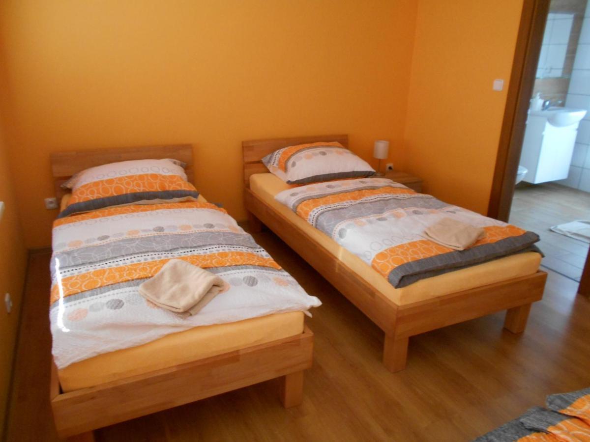 Penzion Imrichovi Moravská Nová Ves Exteriör bild