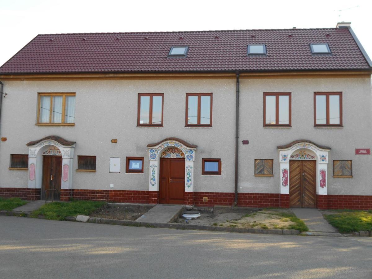 Penzion Imrichovi Moravská Nová Ves Exteriör bild